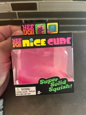 Nee Doh Nice Cube Super Solid Squish - Pink